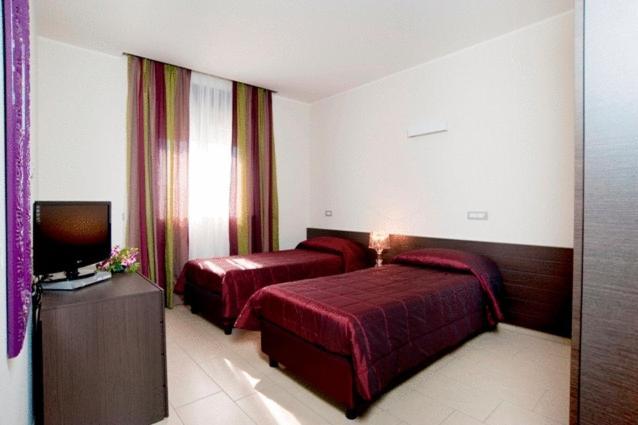 Hotel Massimino Anguillara Sabazia Habitación foto